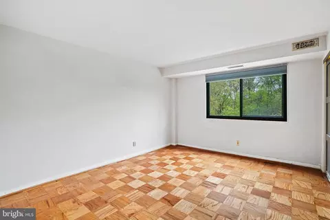 575 Thayer Ave #404, Silver Spring, MD 20910 photo 16