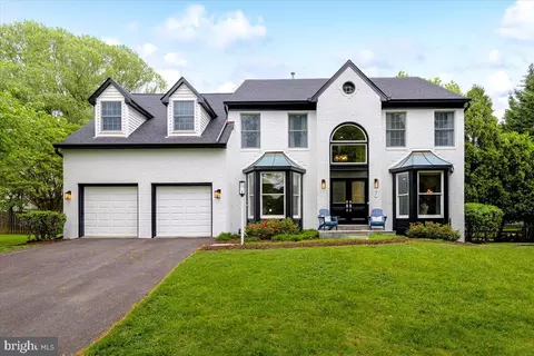 7 Mojave Ct, Rockville, MD 20850