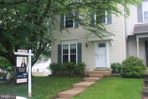 20 Capricorn Ct, Derwood, MD 20855