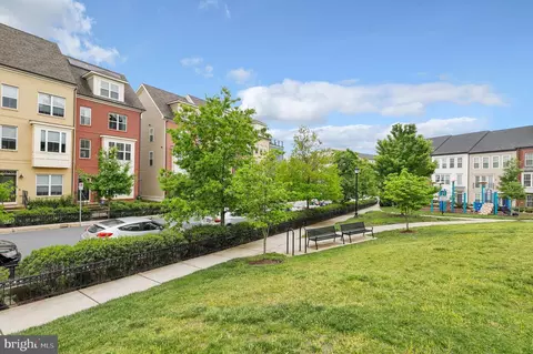 2428 Auden Dr, Silver Spring, MD 20906 photo 4