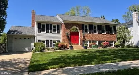 813 Duke St, Rockville, MD 20850