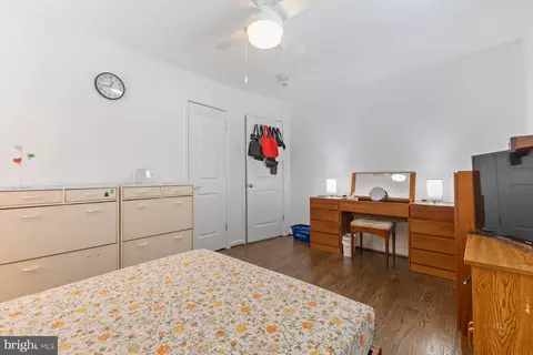 Bedroom - 2814 Parker Ave, Silver Spring, MD 20902 photo 2 of 3