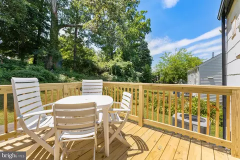 Exterior - 2814 Parker Ave, Silver Spring, MD 20902 photo 4 of 7