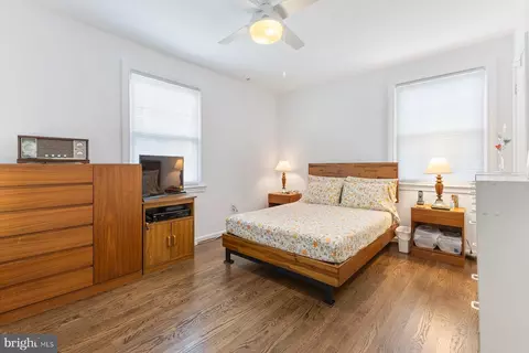 Bedroom - 2814 Parker Ave, Silver Spring, MD 20902 photo 1 of 3