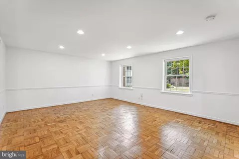 2208 Washington Ave #102, Silver Spring, MD 20910 photo 6