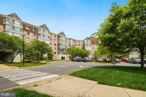 2901 Leisure World Blvd #315, Silver Spring, MD 20906