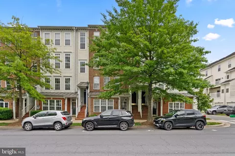 208 B Heathwalk St #208-B, Gaithersburg, MD 20878