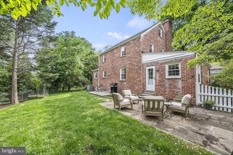Exterior - 306 Brewster Ct, Silver Spring, MD 20901 photo 3 of 5