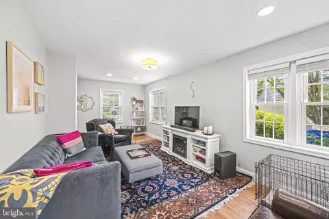 Other - 306 Brewster Ct, Silver Spring, MD 20901 photo 2 of 6