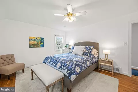 Bedroom - 306 Brewster Ct, Silver Spring, MD 20901 photo 1 of 6