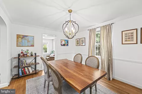 Dining - 306 Brewster Ct, Silver Spring, MD 20901 photo 2 of 3