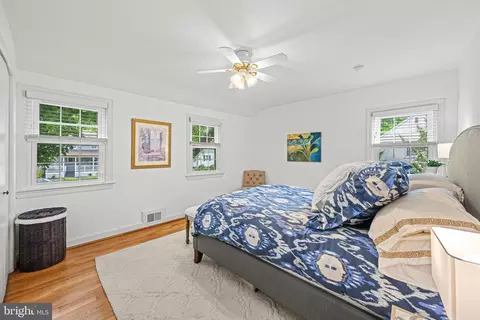 Bedroom - 306 Brewster Ct, Silver Spring, MD 20901 photo 2 of 6