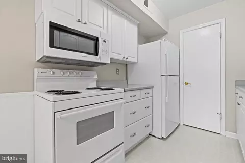 34 Native Dancer Ct, North Potomac, MD 20878 photo 15