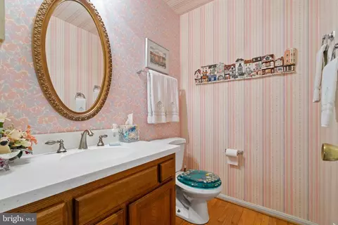 Bath - 11444 Oak Leaf Dr, Silver Spring, MD 20901 photo 1 of 3