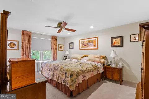 Bedroom - 11444 Oak Leaf Dr, Silver Spring, MD 20901 photo 2 of 4