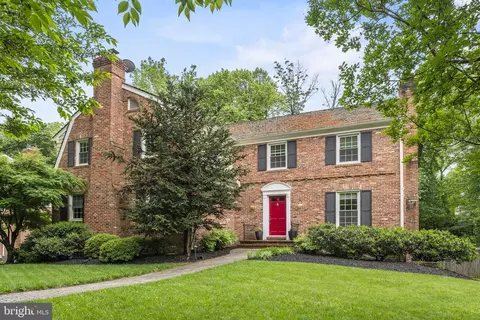 10512 Stable Ln, Potomac, MD 20854