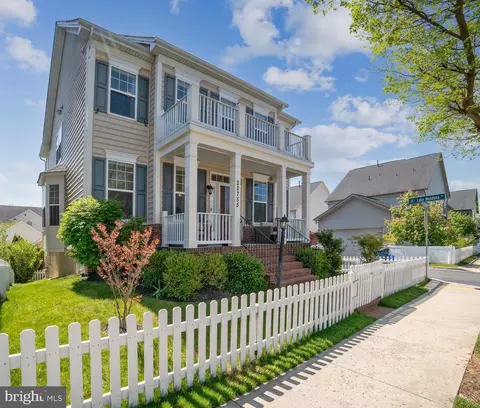 22755 Sweetspire Dr, Clarksburg, MD 20871