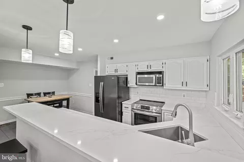 Kitchen - 1705 Nordic Hill Cir, Silver Spring, MD 20906 photo 3 of 4