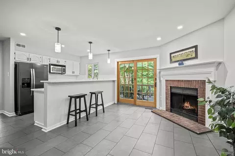 Kitchen - 1705 Nordic Hill Cir, Silver Spring, MD 20906 photo 2 of 4