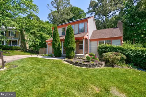 13049 Rhapsody Ln, Silver Spring, MD 20904 photo 2