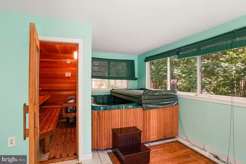 13049 Rhapsody Ln, Silver Spring, MD 20904 photo 39