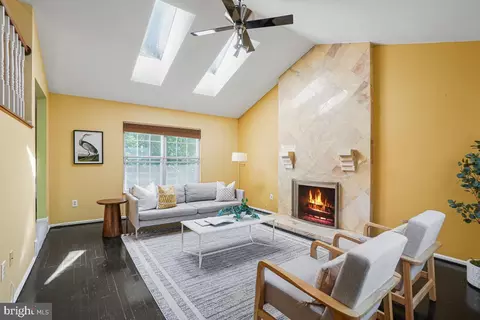 13049 Rhapsody Ln, Silver Spring, MD 20904 photo 24