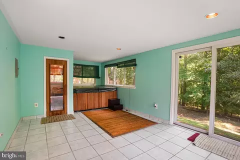 13049 Rhapsody Ln, Silver Spring, MD 20904 photo 38