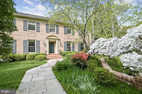 10616 Stable Ln, Potomac, MD 20854