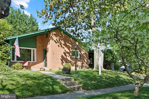 1207 Ballard St, Silver Spring, MD 20910 photo 2