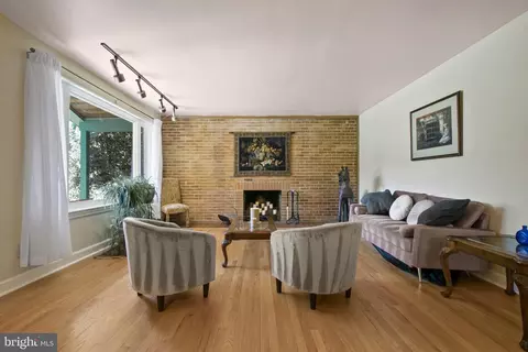 1207 Ballard St, Silver Spring, MD 20910 photo 9
