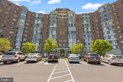 3200 N Leisure World Blvd #1014, Silver Spring, MD 20906