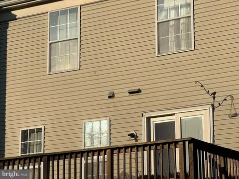 Exterior - 17600 Longview Ln, Olney, MD 20832 photo 10 of 16