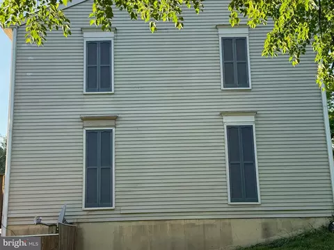 Exterior - 17600 Longview Ln, Olney, MD 20832 photo 7 of 16