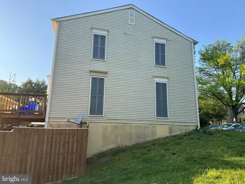 Exterior - 17600 Longview Ln, Olney, MD 20832 photo 12 of 16
