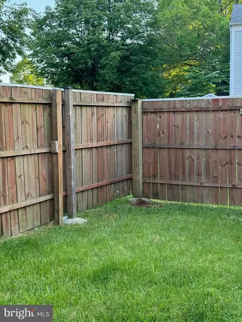 Exterior - 17600 Longview Ln, Olney, MD 20832 photo 5 of 16