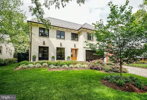 5605 Durbin Rd, Bethesda, MD 20814