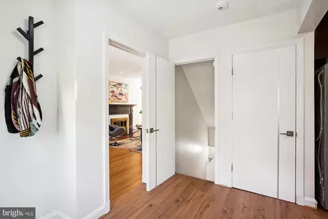 Entry Way - 9406 Monroe St, Silver Spring, MD 20910 photo 5 of 10