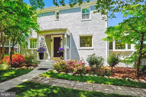 9406 Monroe St, Silver Spring, MD 20910