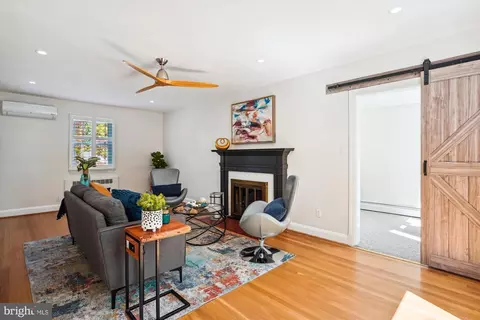 Living - 9406 Monroe St, Silver Spring, MD 20910 photo 1 of 5
