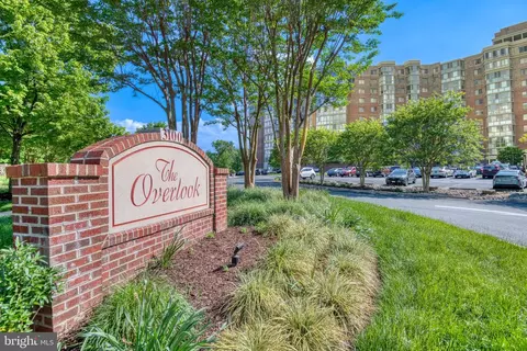 3100 N Leisure World Blvd #1014, Silver Spring, MD 20906
