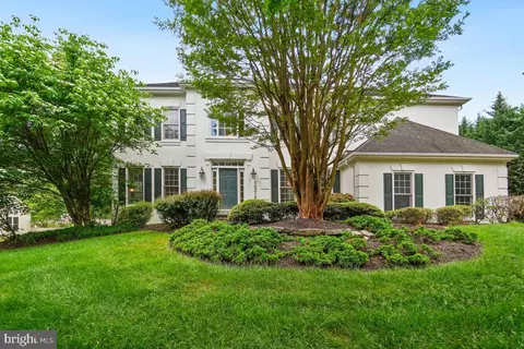 10312 Coniston Ct, Potomac, MD 20854