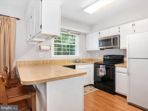 Kitchen - 12929 Tourmaline Ter, Silver Spring, MD 20904 photo 1 of 2