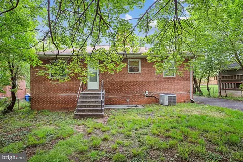 Exterior - 2302 Eccleston St, Silver Spring, MD 20902 photo 3 of 3
