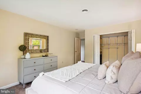 Bedroom - 2302 Eccleston St, Silver Spring, MD 20902 photo 1 of 4