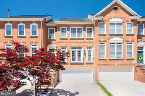 13506 Flowerfield Dr, Potomac, MD 20854