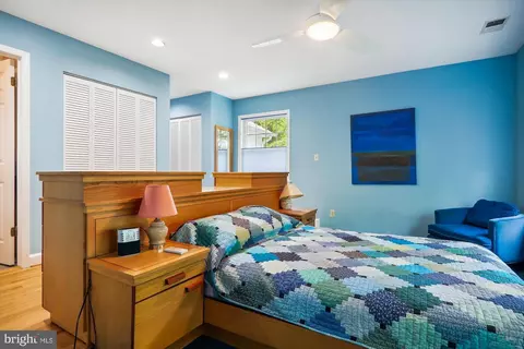 Bedroom - 1408 Highland Dr, Silver Spring, MD 20910 photo 2 of 9