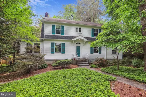 1408 Highland Dr, Silver Spring, MD 20910