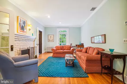 Living - 1408 Highland Dr, Silver Spring, MD 20910 photo 1 of 5