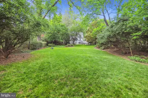 Exterior - 1408 Highland Dr, Silver Spring, MD 20910 photo 11 of 20