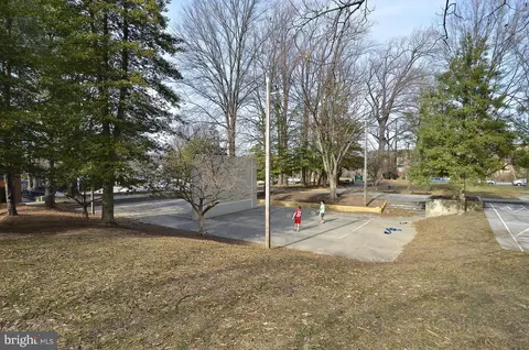 Exterior - 1408 Highland Dr, Silver Spring, MD 20910 photo 13 of 20